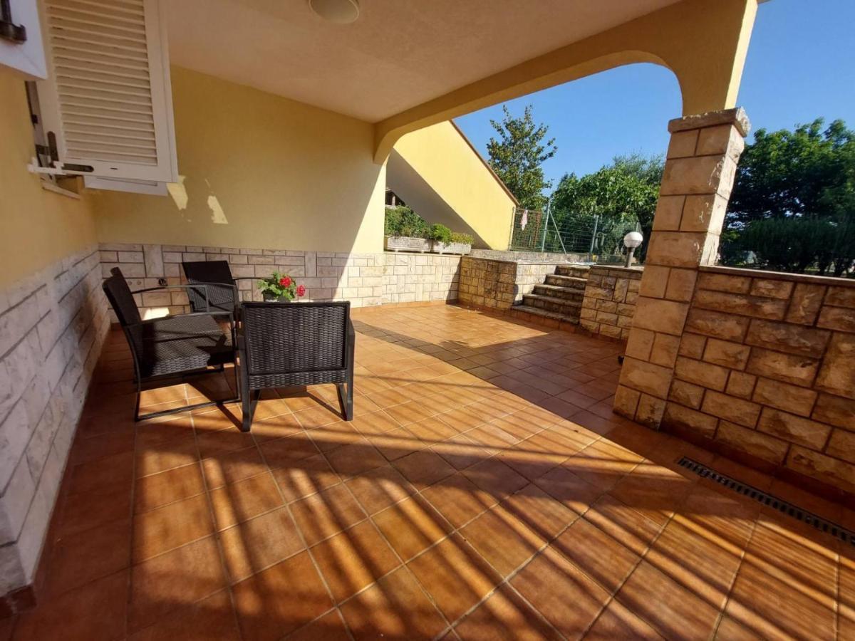 Ferienwohnung Kadenca Umag Exterior foto