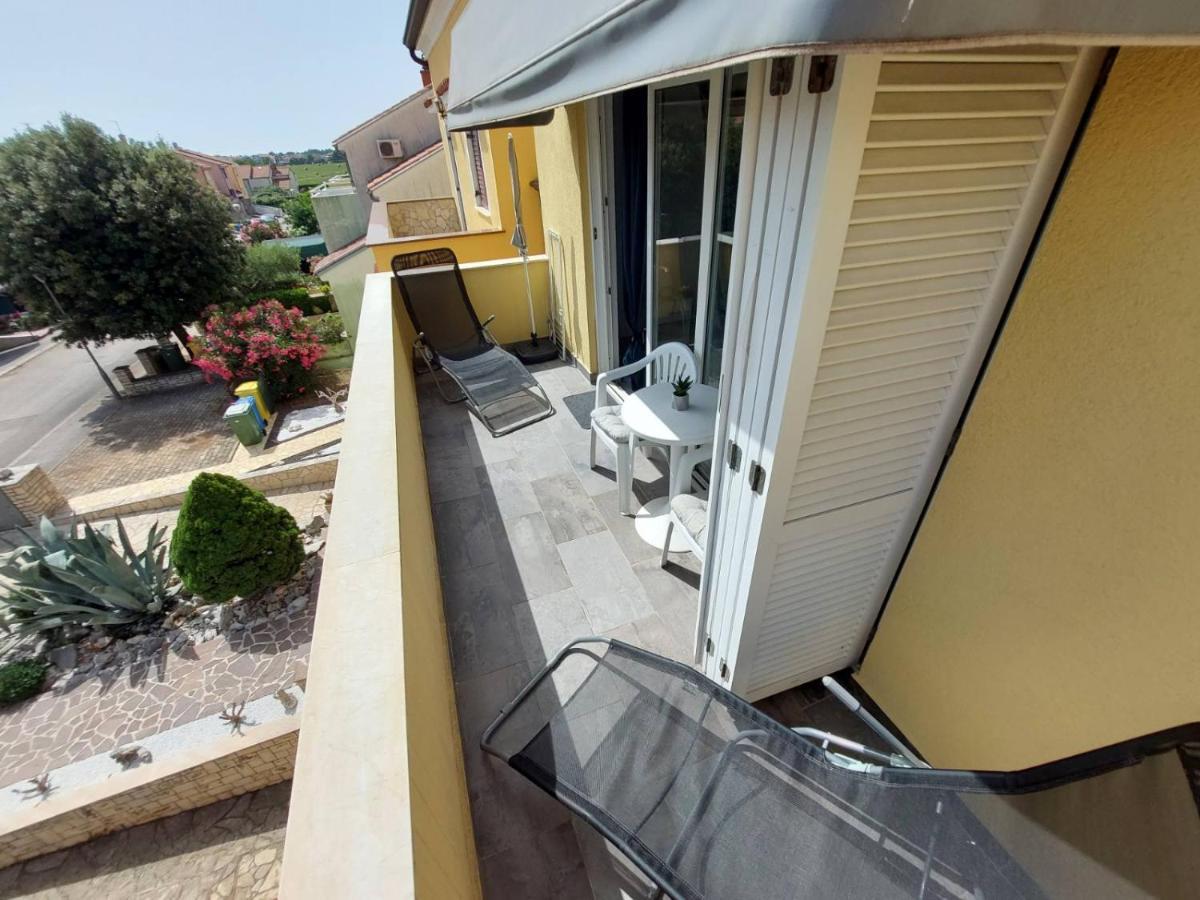 Ferienwohnung Kadenca Umag Exterior foto